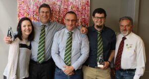 B Men Gold: Deb Middleton (Team Manager), Tony Simpfendorfer (Team Man), Andrew Pomeroy (Coach), Levi Stanley (Coach's Award) & Brian Ivkovic. Absent - Rhys Coogan (Brian Ivkovic Medal Best & Fairest) & Shaun Lovell (Coach).